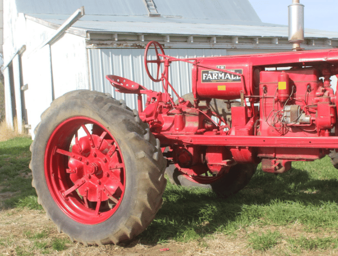 Main image Farmall F-30