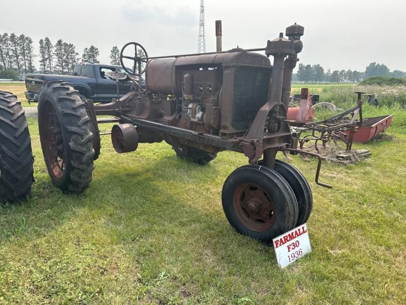 Main image Farmall F-30