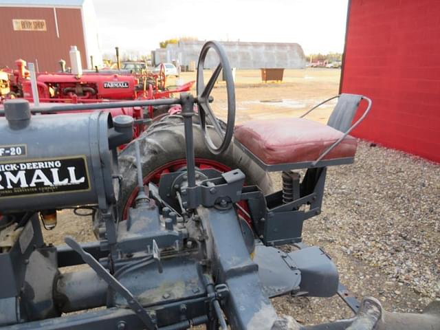 Image of Farmall F-20 equipment image 3