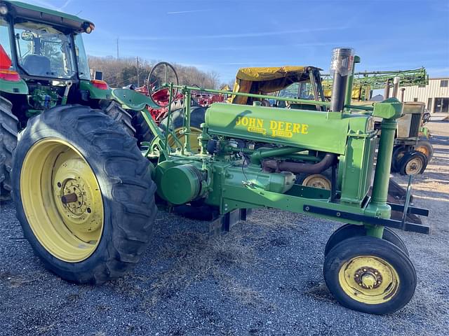 Image of John Deere A equipment image 1