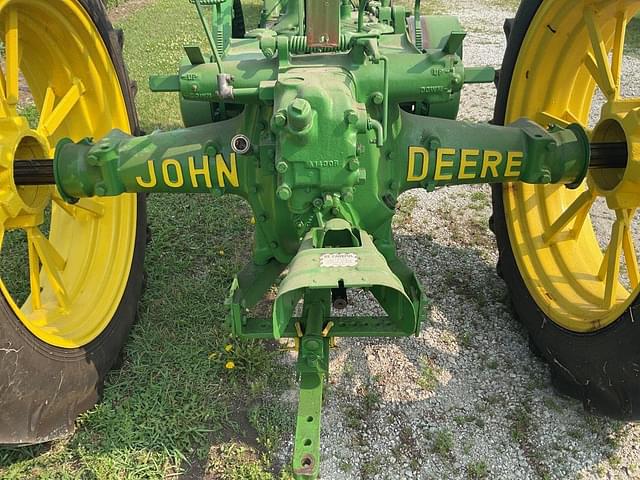 Image of John Deere A equipment image 4