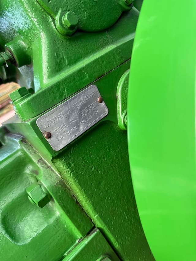 Image of John Deere A equipment image 4
