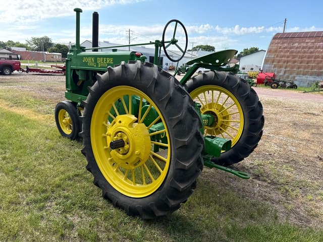 Image of John Deere A equipment image 2