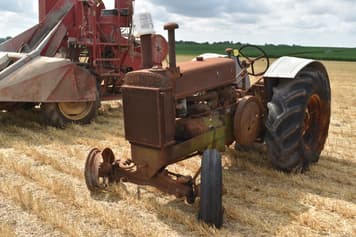 Main image John Deere AR