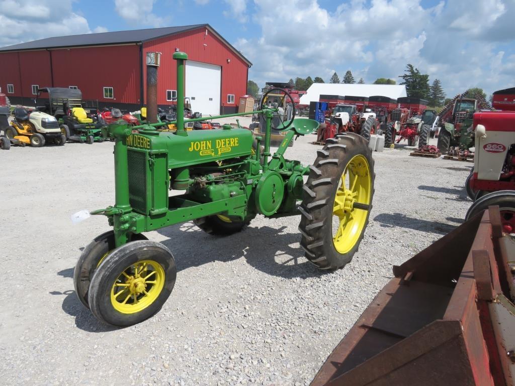 Image of John Deere B Primary image