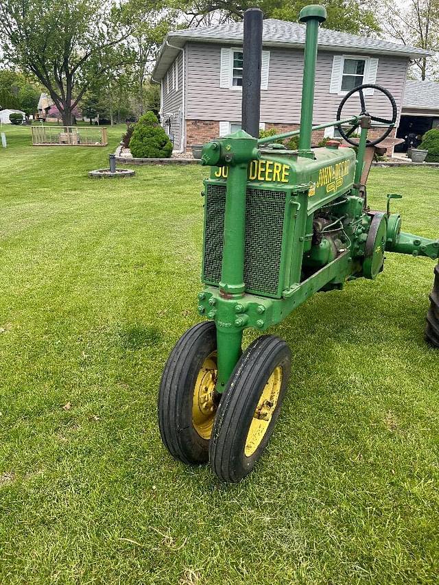 Image of John Deere B equipment image 2