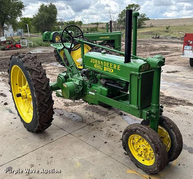 Image of John Deere B equipment image 2