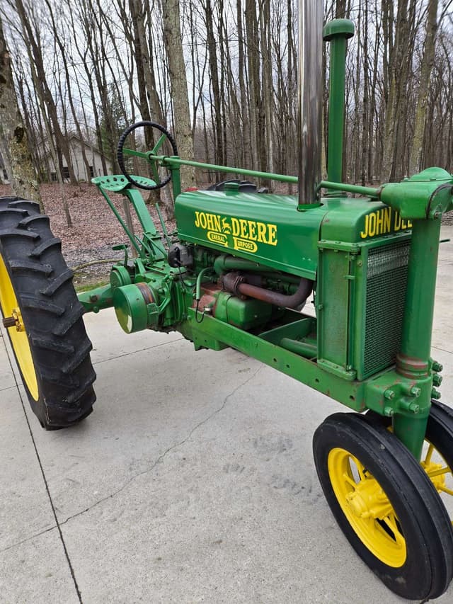 Image of John Deere B equipment image 4
