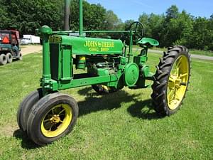 1936 John Deere B Image