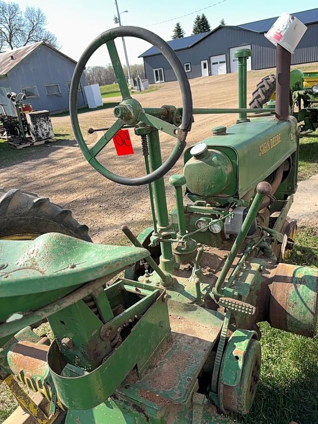 Image of John Deere B equipment image 3