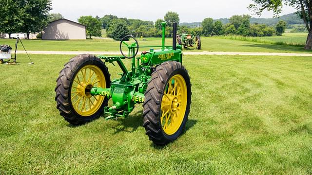 Image of John Deere B equipment image 4