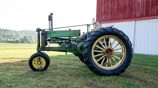 Image of John Deere B equipment image 3