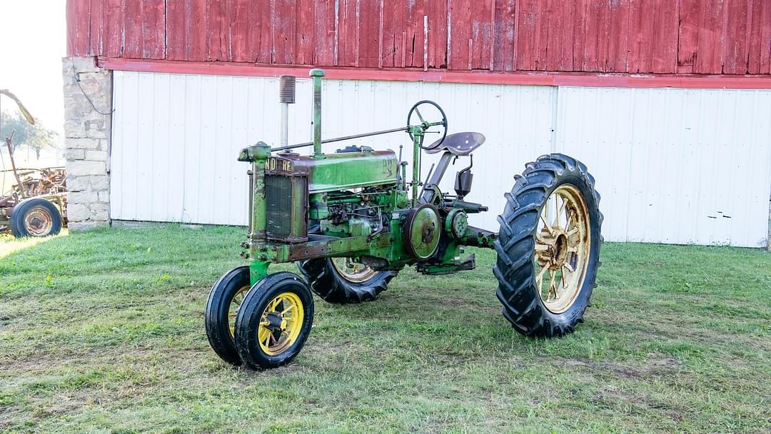 Image of John Deere B Primary image