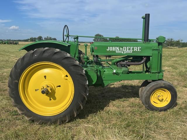 Image of John Deere A equipment image 1