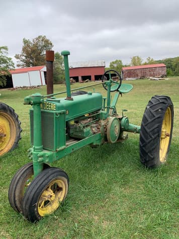 Main image John Deere B