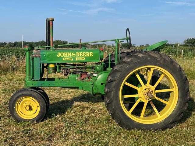 Image of John Deere B equipment image 1