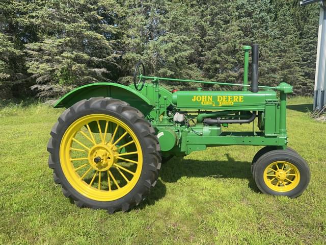 Image of John Deere B equipment image 4