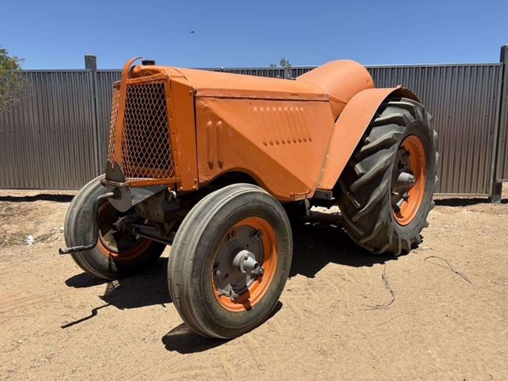 1936 Minneapolis-Moline Uni-Tractor Equipment Image0