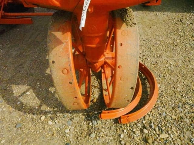 Image of Allis Chalmers WC equipment image 4