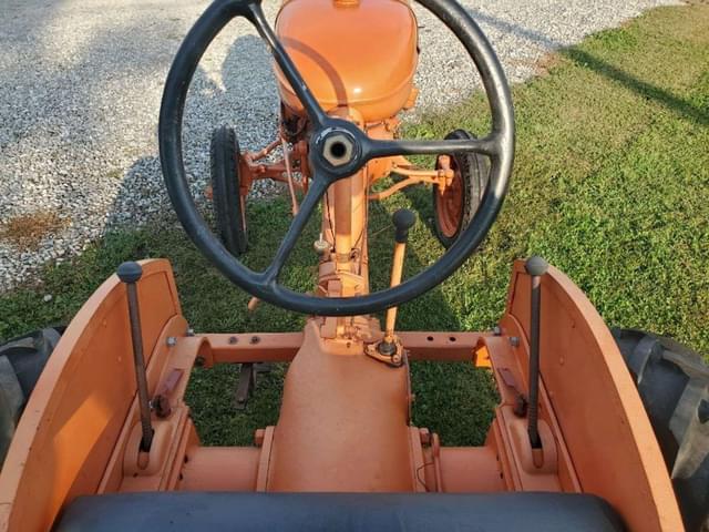 Image of Allis Chalmers B equipment image 3