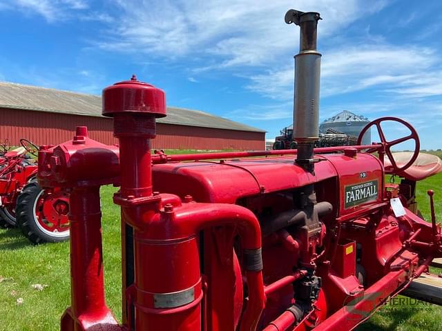 Image of Farmall F-30 equipment image 4