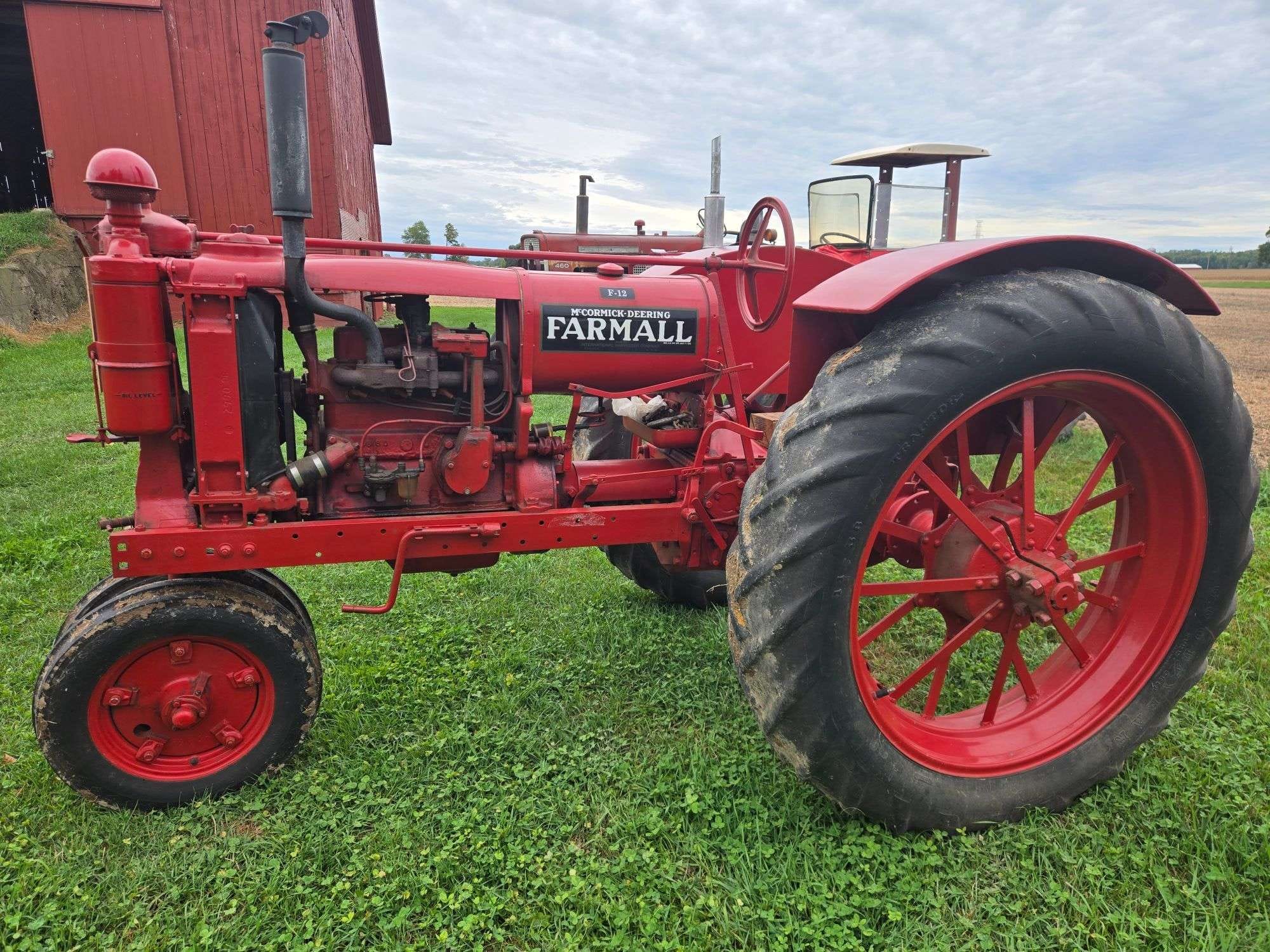 1937 Farmall F-12 Equipment Image0