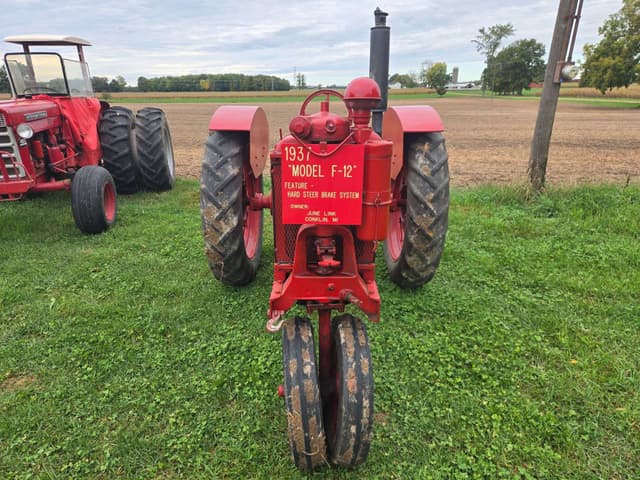 Image of Farmall F-12 equipment image 2