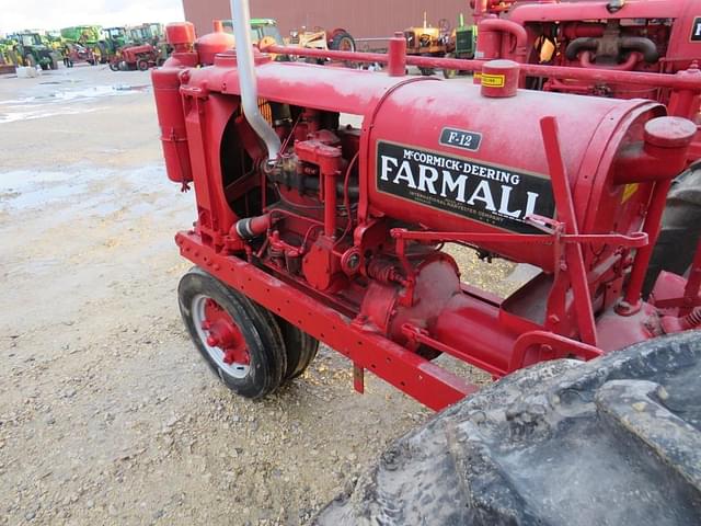 Image of Farmall F-12 equipment image 4