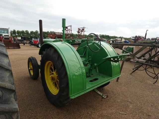 Image of John Deere D equipment image 3