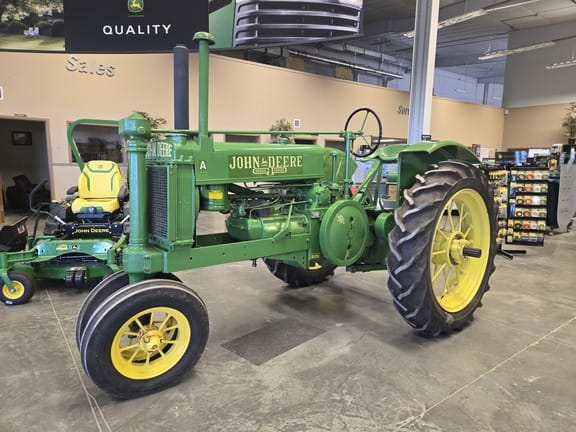Main image John Deere A