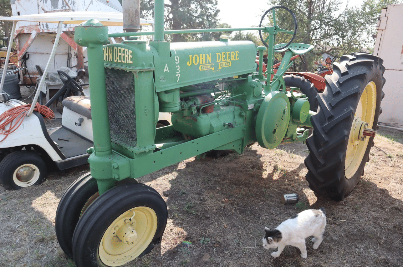 Main image John Deere A
