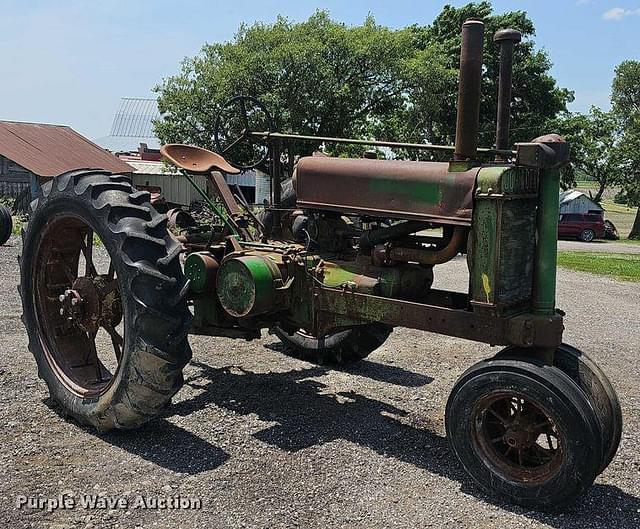 Image of John Deere A equipment image 2