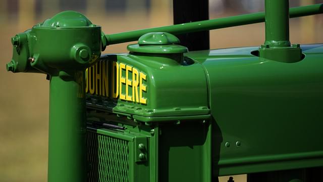 Image of John Deere B equipment image 3