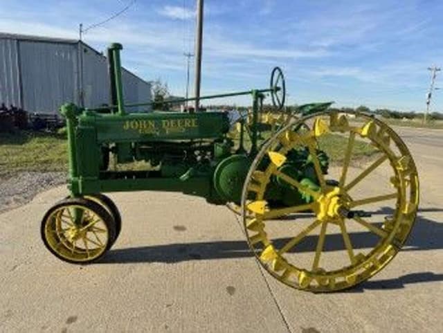 Image of John Deere B equipment image 2