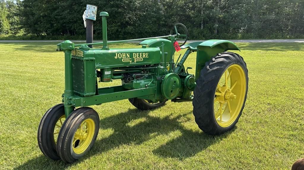 Image of John Deere B Primary image