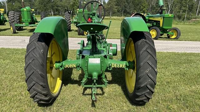 Image of John Deere B equipment image 3