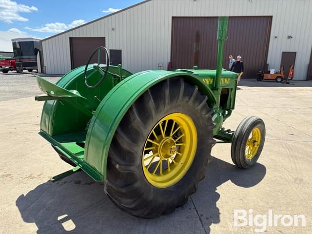 Image of John Deere D equipment image 4