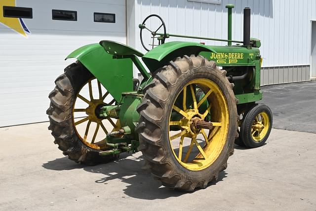 Image of John Deere A equipment image 2