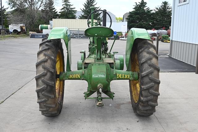 Image of John Deere A equipment image 4