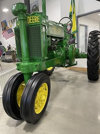 Image of John Deere A equipment image 1