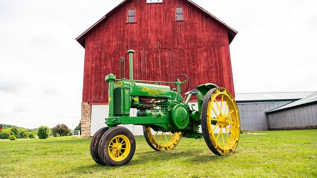 Image of John Deere A equipment image 1