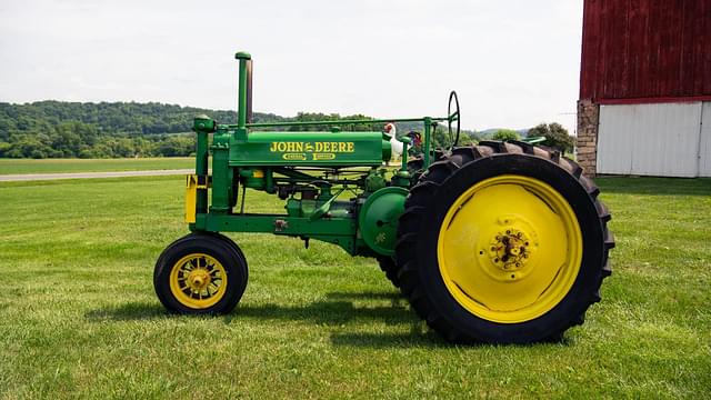Image of John Deere A equipment image 2