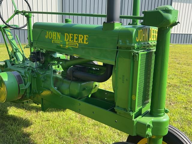 Image of John Deere A equipment image 3
