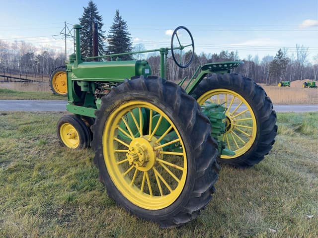 Image of John Deere A equipment image 2