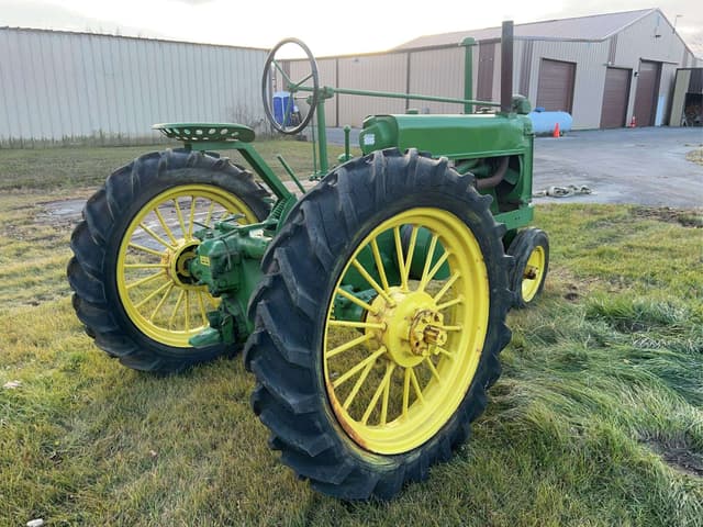 Image of John Deere A equipment image 4