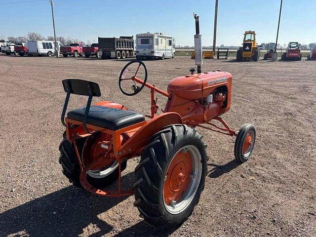 Image of Allis Chalmers B equipment image 2