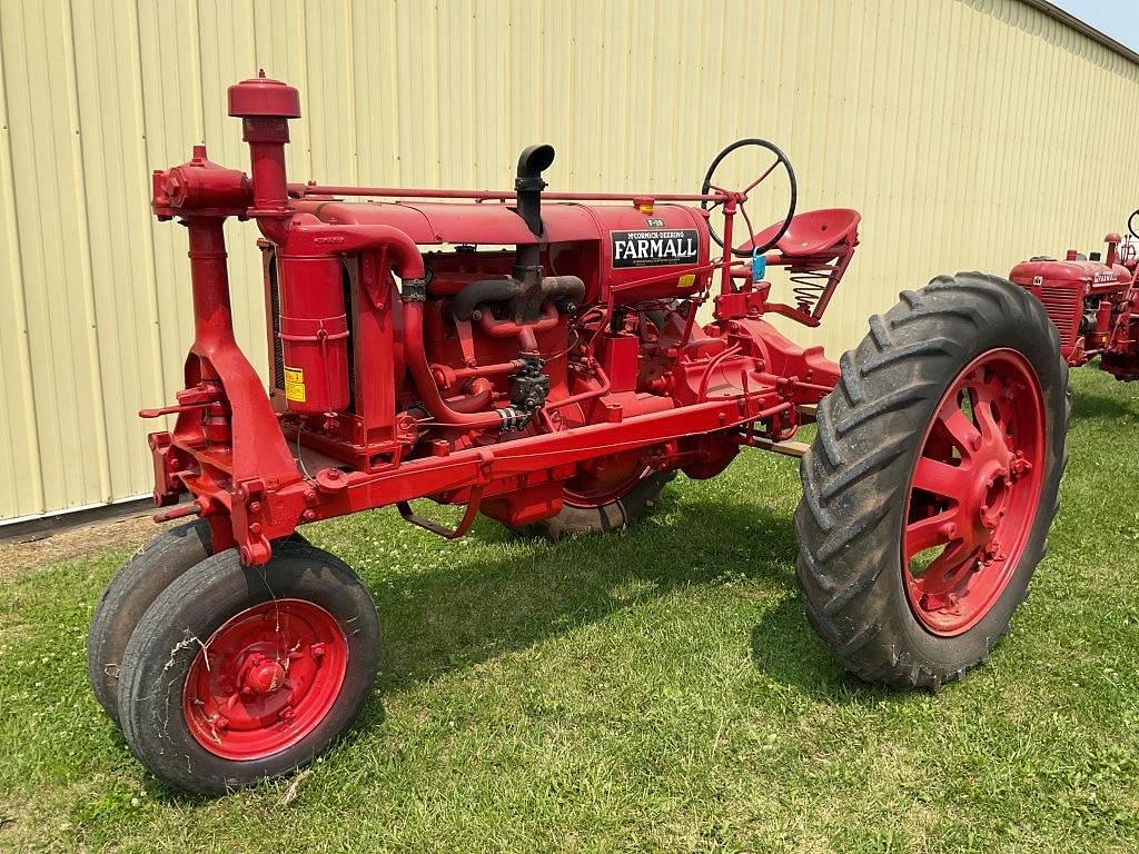 Image of Farmall F-20 Primary image