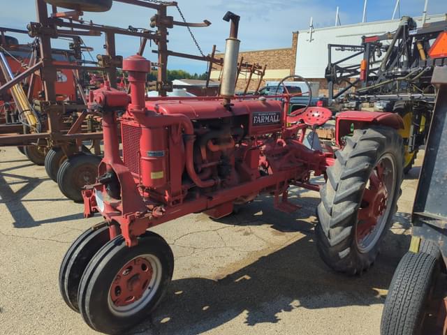 Image of Farmall F-20 equipment image 2