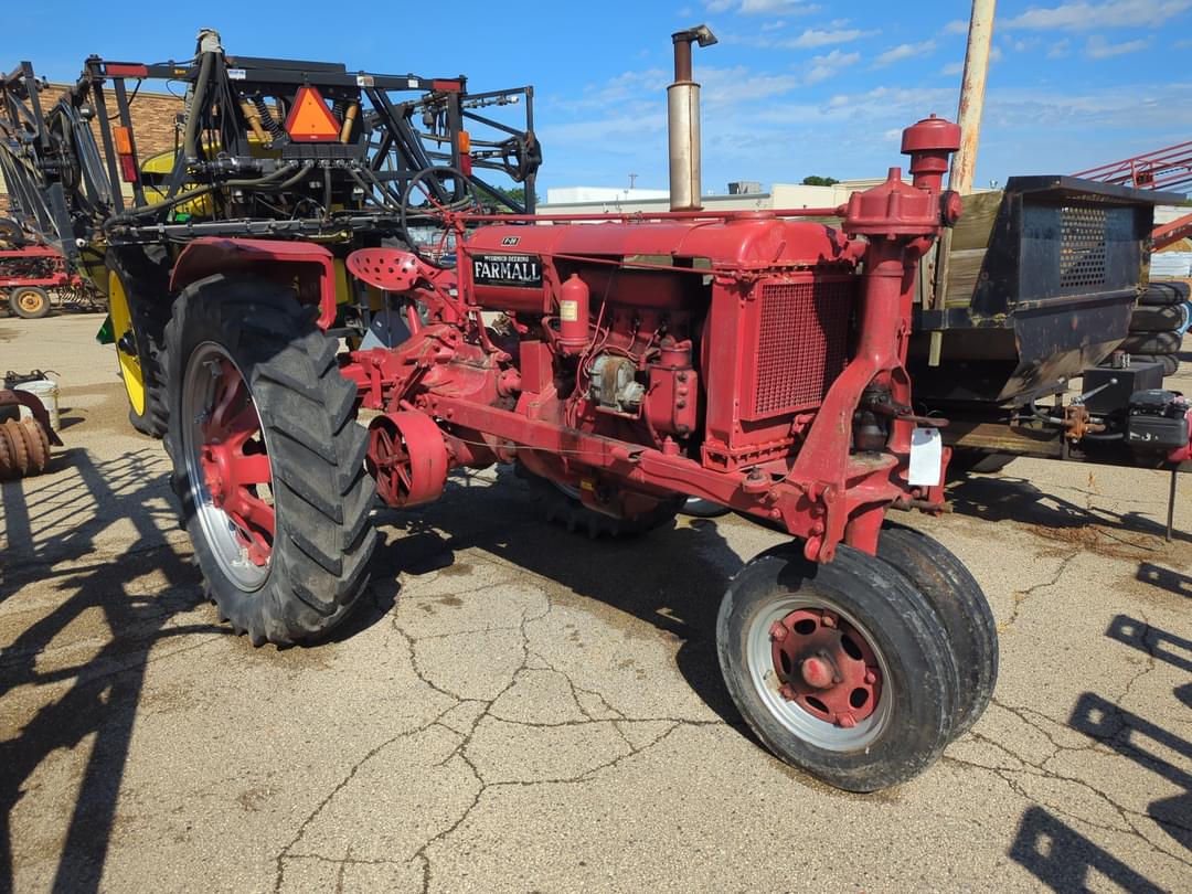 Image of Farmall F-20 Primary image