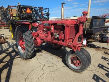 Main image Farmall F-20